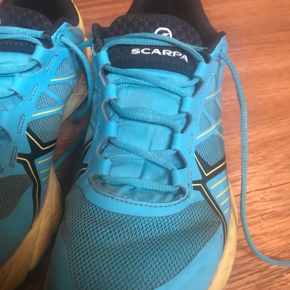 Scarpa trail running shoe - Picture 3 of 5